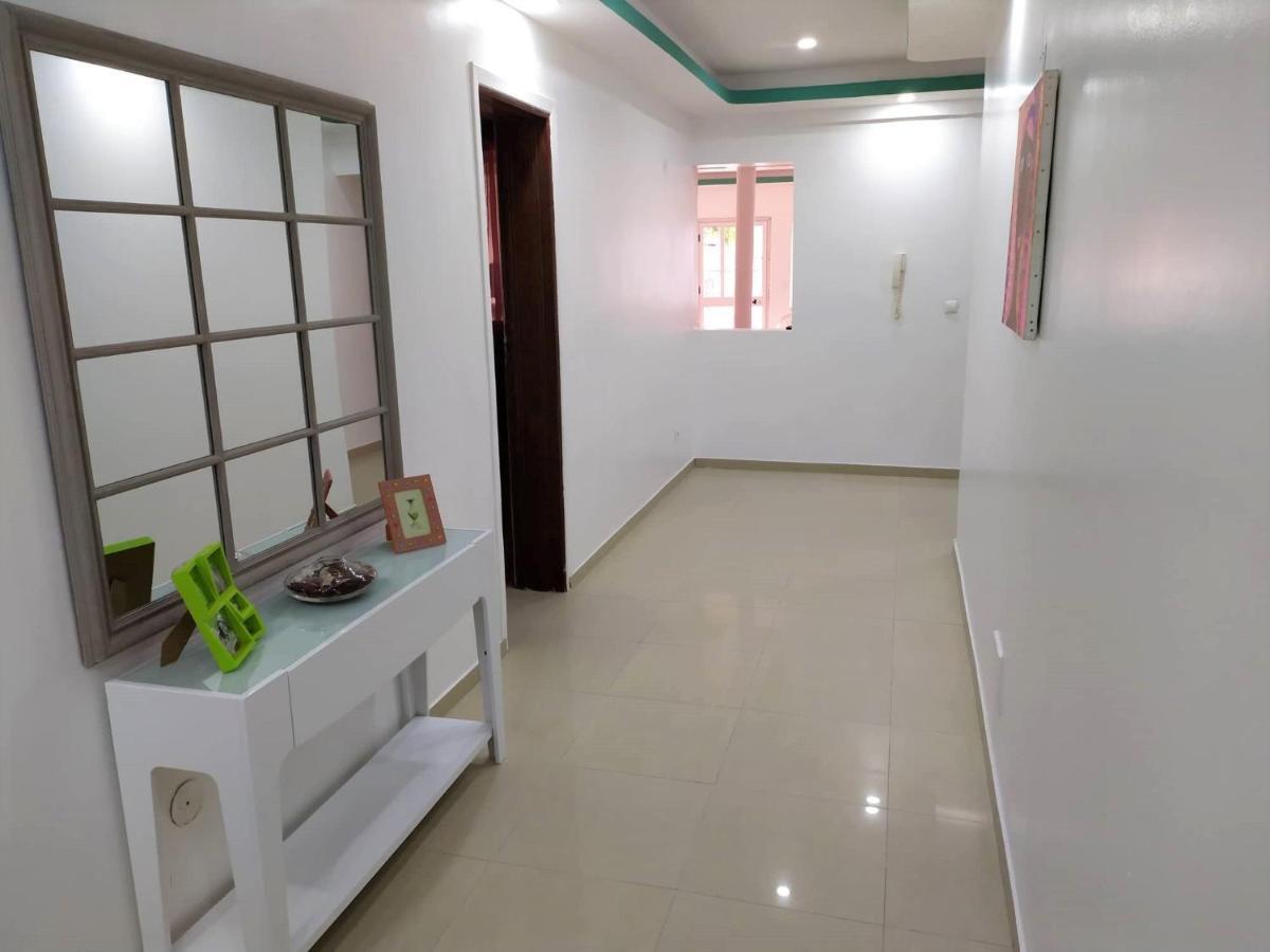 Casa Cabral : Big Apartment Next To The Beach Tarrafal  Exterior photo